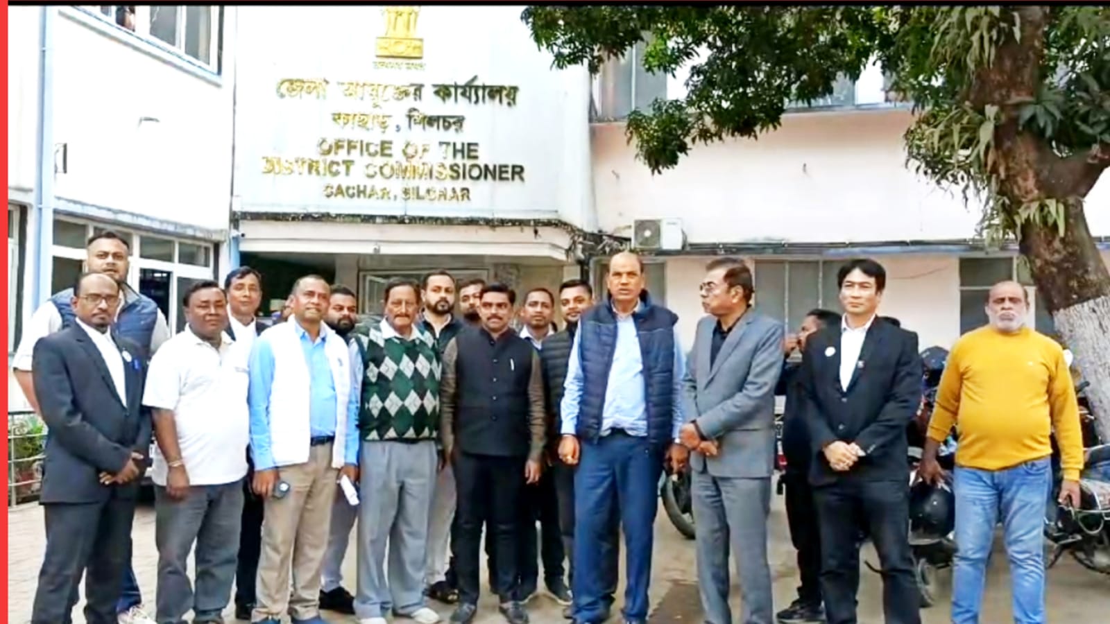 শিলচরের বেহাল ট্রাফিক ব্যবস্থা, প্রশাসনের উদাসীনতায় নাভিশ্বাস জনগণের