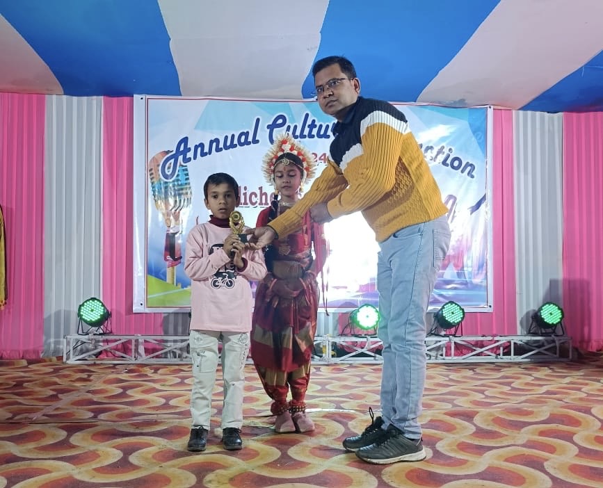 বিভিন্ন অনুষ্ঠানের মাধ্যমে কাটলিছড়া সেন্ট্রাল স্কুলের বার্ষিক সাংস্কৃতিক অনুষ্ঠান সম্পন্ন