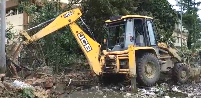 Breaking the Gridlock: Four-Lane Road Project Advances with Eviction Drive at Birbal Bazar