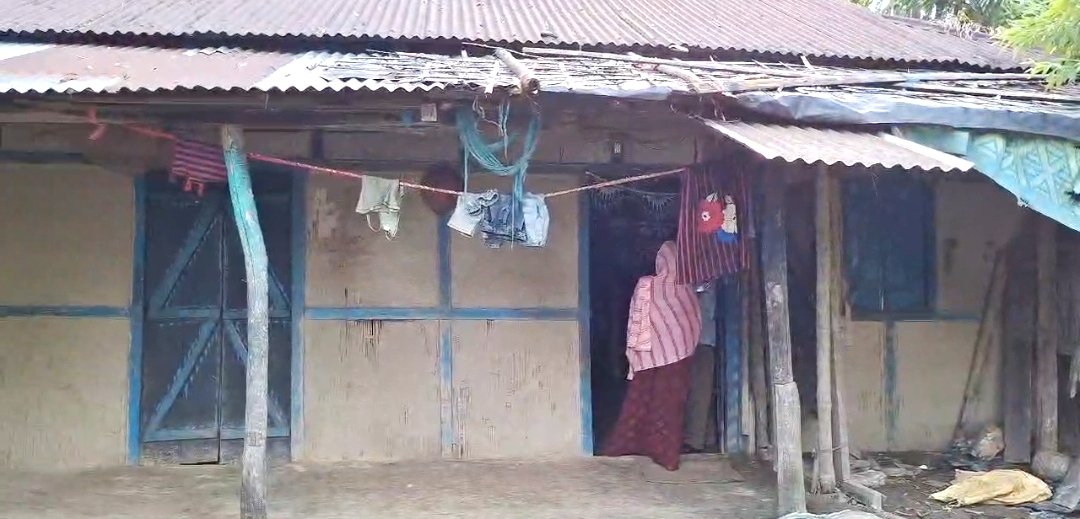 সরকারি ঘরের তালিকায় নাম, নথি জমা দেওয়ার পরও ৮ মাস ধরে মেলেনি মাথার ছাদ!